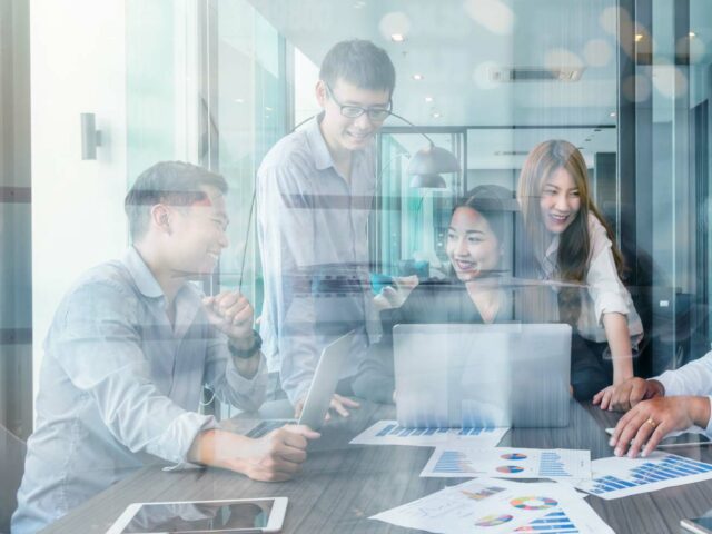 https://brightsolution.asia/wp-content/uploads/2023/03/sale-marketing-support-640x480.jpg